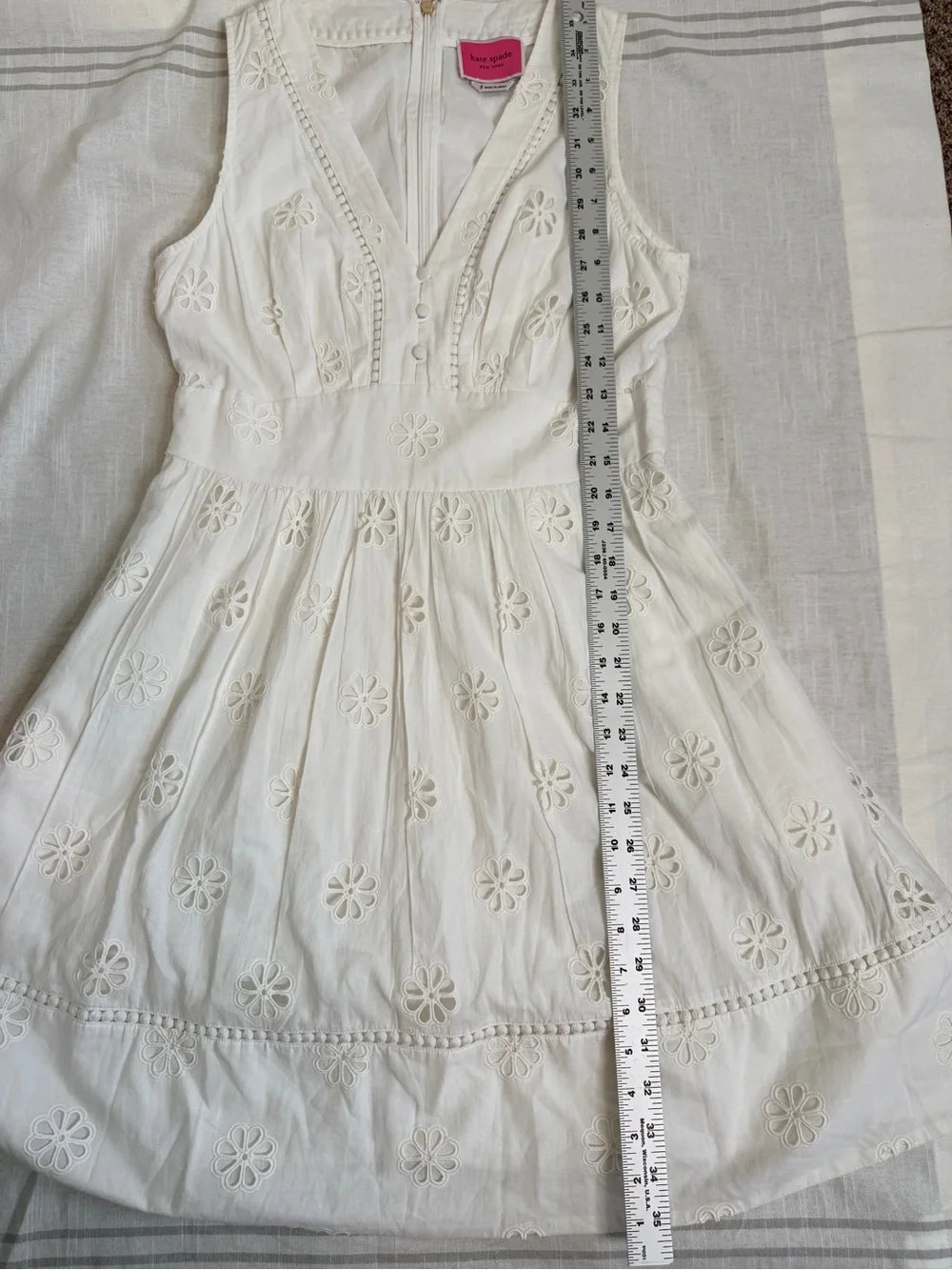 Kate Spade White Clover Eyelet Dress 8 NJMUB077 V-Neck A-Line Mini EUC